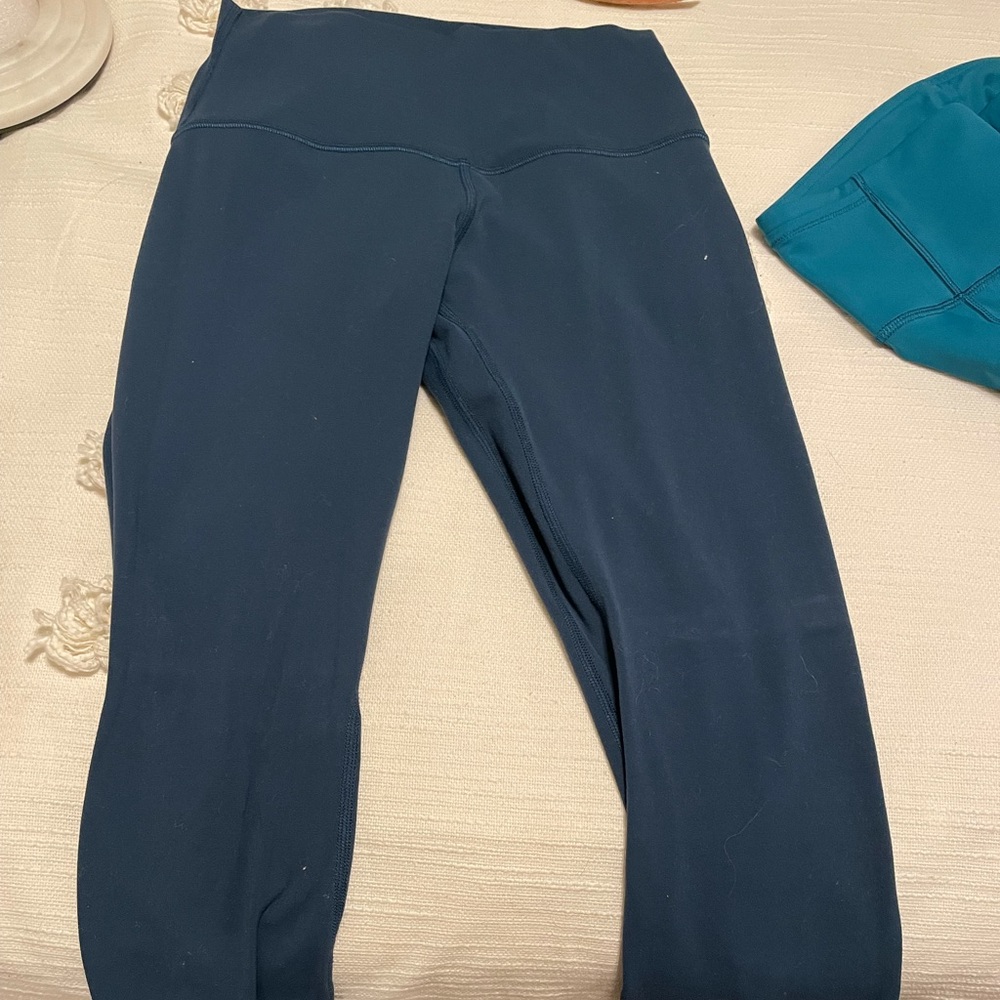 Lululemon navy color align sz 4